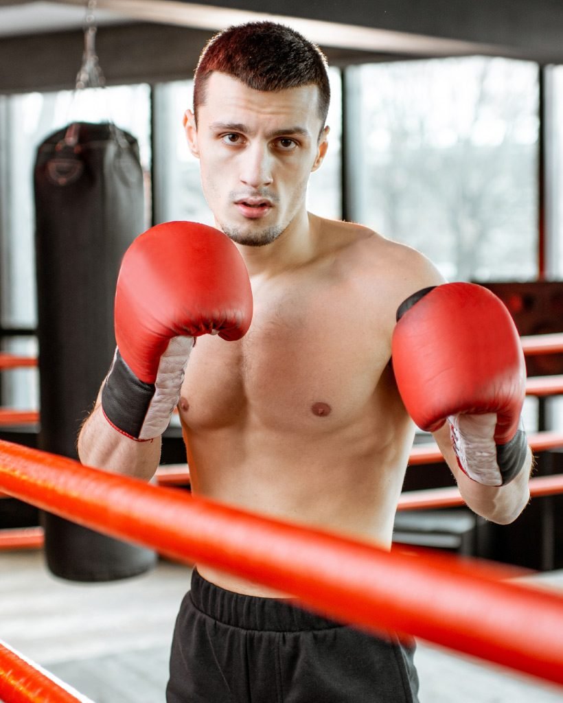 tarining-to-box-at-the-gym-9AW4FQA.jpg